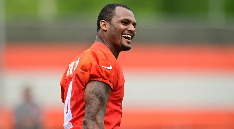Deshaun Watson en el entrenamiento de los Cleveland Browns