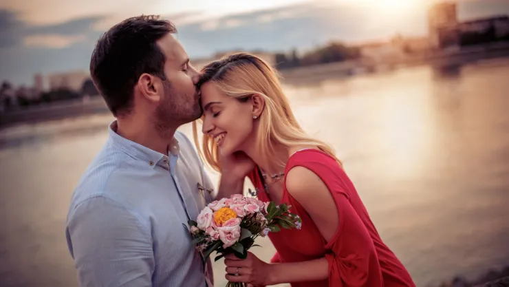 Los signos con más suerte en el amor y la abundancia