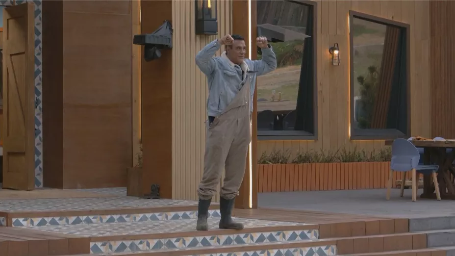 el-patron-capataz-la-granja-vip