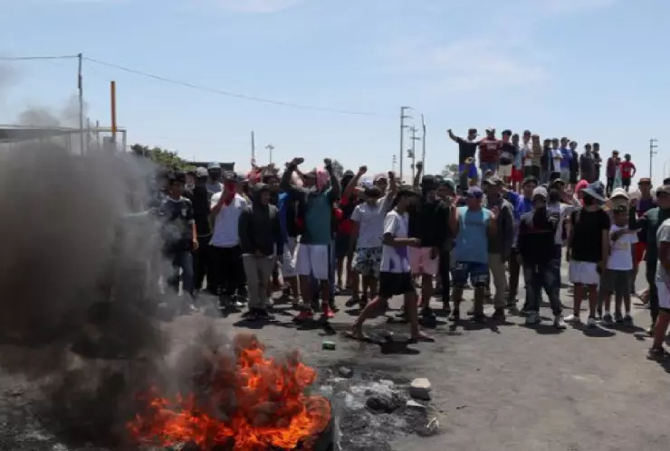 Crisis política en Perú deja 17 muertos en Juliaca