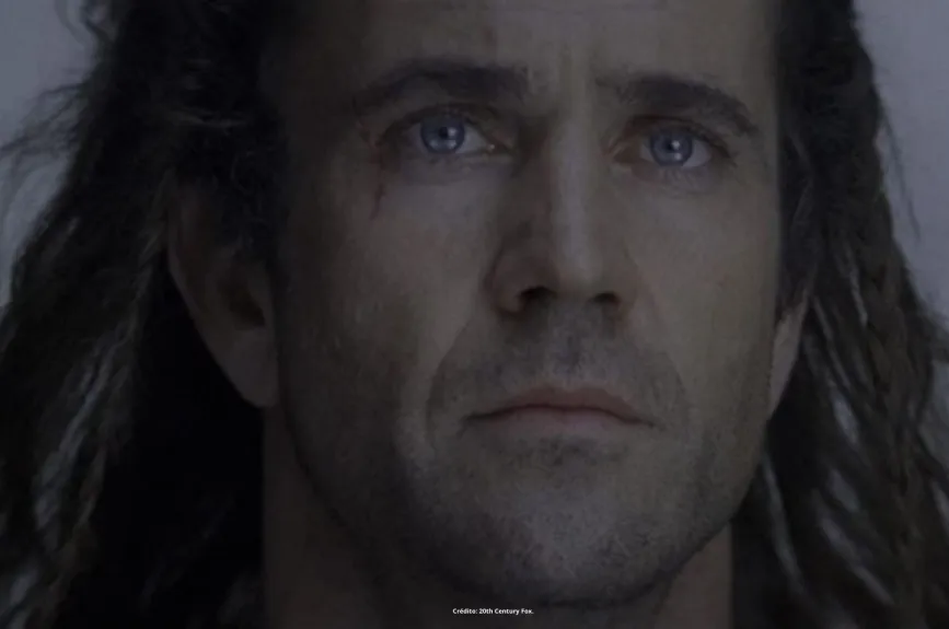 Escena de la película Corazón Valiente (Braveheart) con Mel Gibson por Azteca 7.