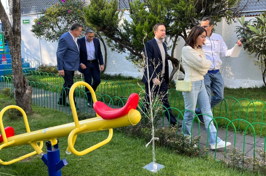 La primera Ludoteca del Juguetón Azteca se inauguró.