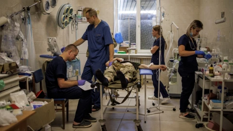 Médicos Ucrania soldados