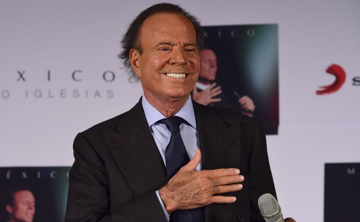 OMG! Julio Iglesias tiene un hijo secreto de 40 años