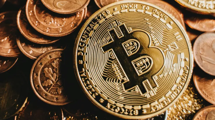 máximo-histórico-bitcoin-hora-de-invertir-en-criptomonedas-portada