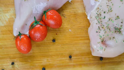 Una buena cena consiste en proteína magra y en fibra