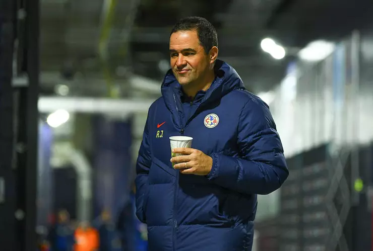 Andre Jardine, técnico del América