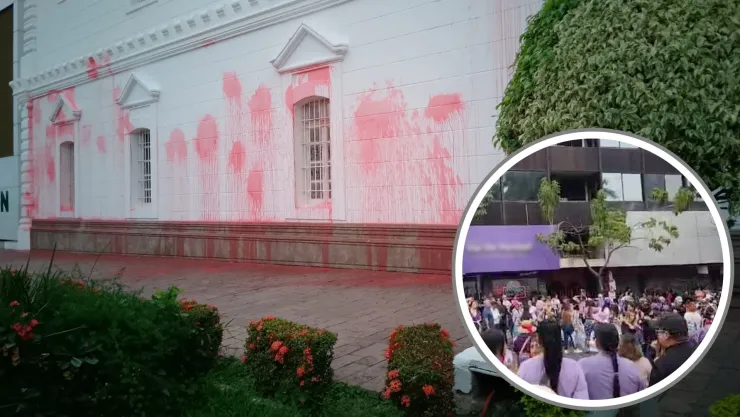 Pintan el Ayuntamiento de Culiacán de rojo