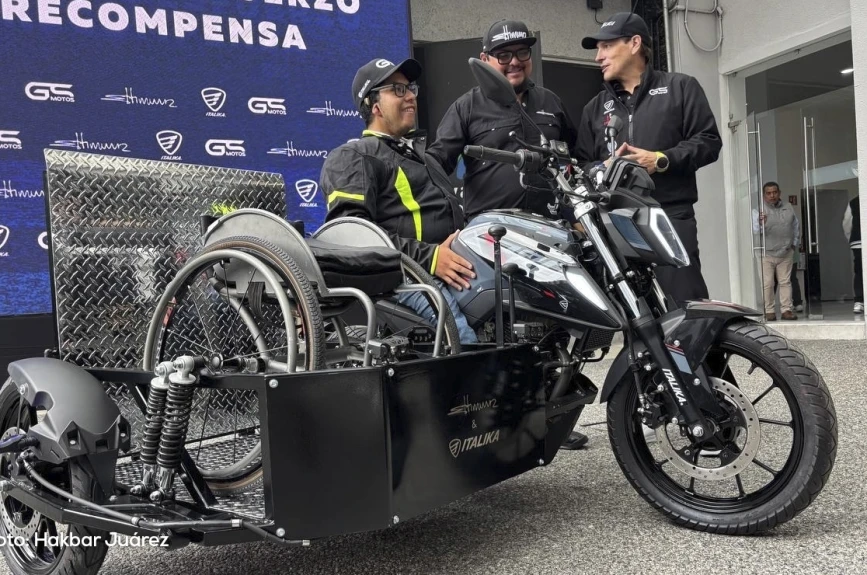 Repartidor en silla de ruedas se hace viral