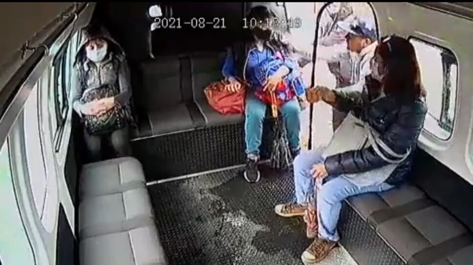 Chofer de combi es herido de bala al evitar asalto en Naucalpan.