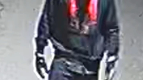 hombre-se-prende-fuego-provocar-incendio-en-canadá-lo busca-policía-video