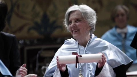 elena poniatowska asalto casa