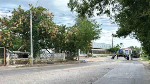Matan a balazos a mujer en la colonia El Palmito, en Culiacán..jpg
