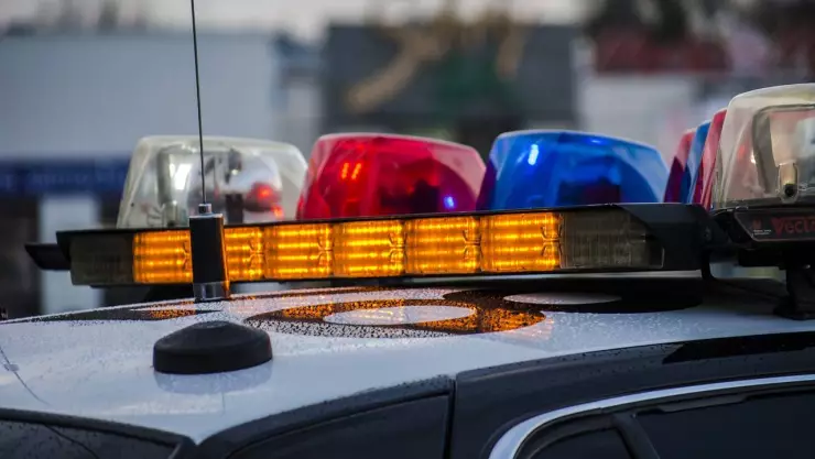 Hombre queda prensado tras accidente en autopista Rosarito-Ensenada