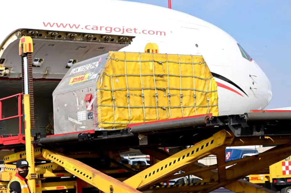 Birmex vacunas Pfizer.jpg