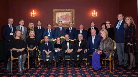 En México existe una Familia Real, conoce a los herederos al trono