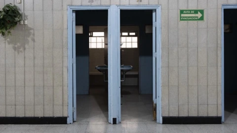 Así discretos, son los baños públicos