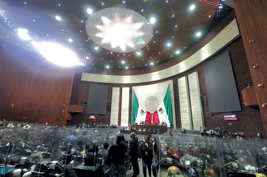 Deloya-51420851475_d0b4d057fc_o-H.-Camara-de-Diputados-.jpg