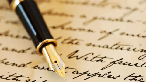 Combinar mayúsculas con minúsculas puede revelar cómo alguien enfatiza ideas, gestiona normas y expresa tensión interna.