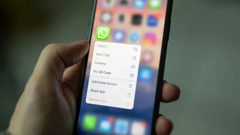 Qué es y para qué sirve el círculo azul de WhatsApp