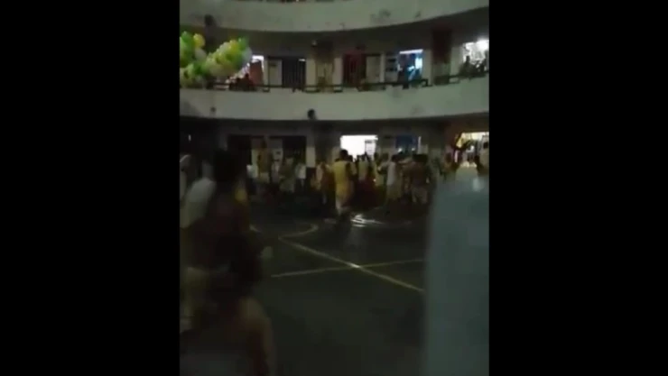 riña