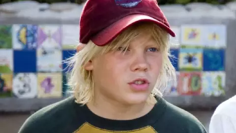 Fallece actor Blake Garret tras padecer herpes zostes.