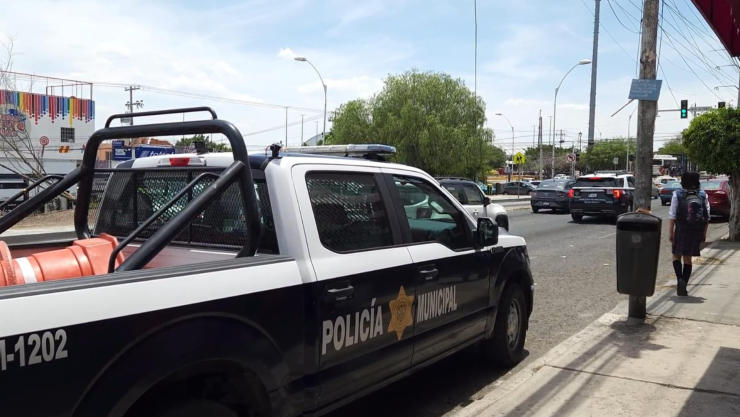Hallan posible rest0s humanos en Avenida de la Luz, Querétaro: