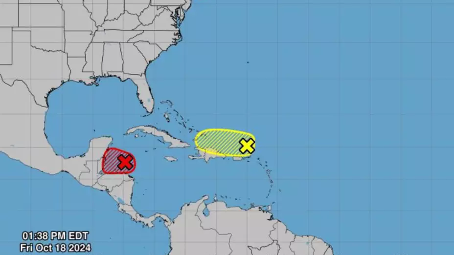 ACTUALIZACIÓN: Zona de baja presión aumenta su probabilidad de desarrollo ciclónico HOY 18 de octubre; aquí la ubicación