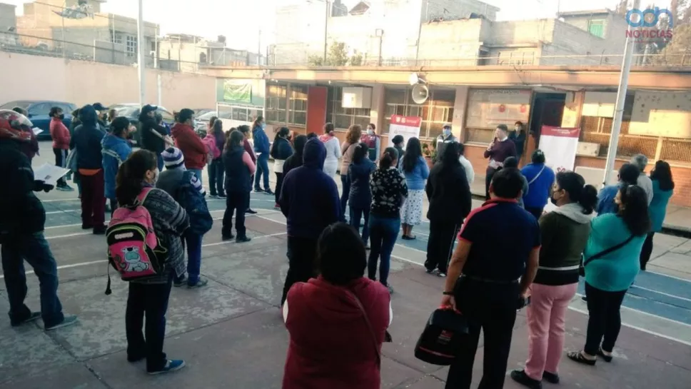 Dan de alta a Nicole, estudiante de secundaria golpeada por compañeras