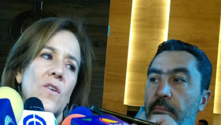 Margarita Zavala presenta propuestas ante CCE