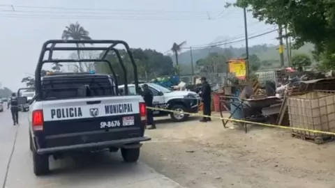 Balean a hombre en negocio de Tihuatlán