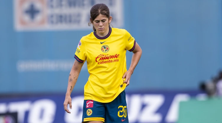 Nicki Hernández en la derrota de América ante Cruz Azul