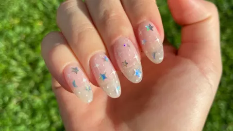 7 diseños de uñas con estrellas: las puedes usar en cortas o largas y se verán de lujo
