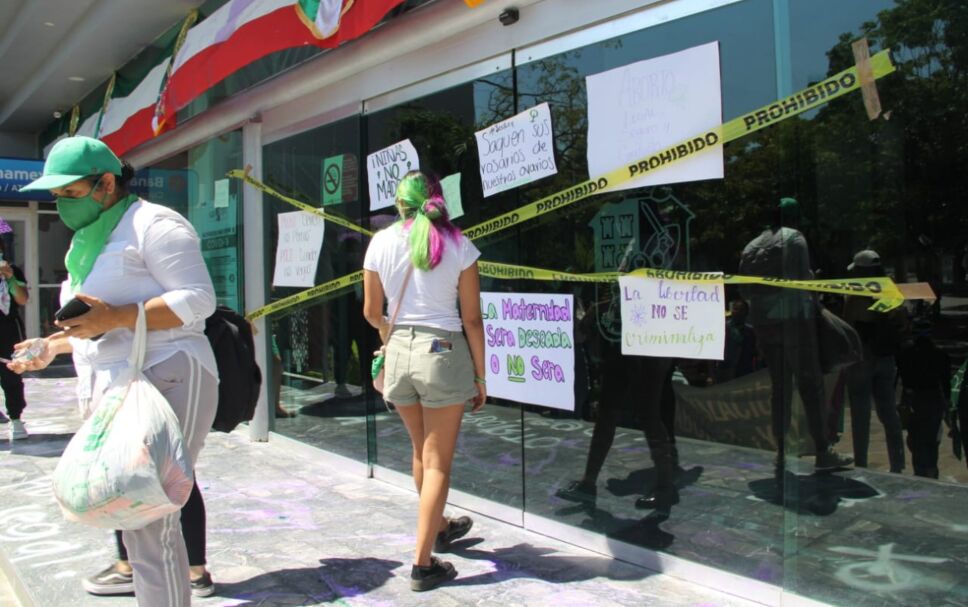 mujeres-pintas-congreso-tabasco.jpg