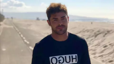 Zac Efron doblaje al español