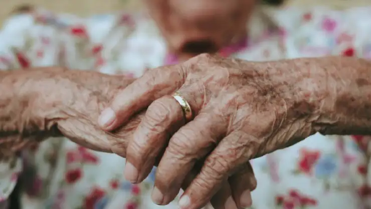 Pensión para adultos mayores llegará a 6 mil pesos, ¿cuándo será?