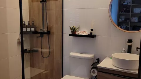 42 ideas para remodelar ba&ntilde;os peque&ntilde;os: se ver&aacute;n m&aacute;s grandes y muy elegantes