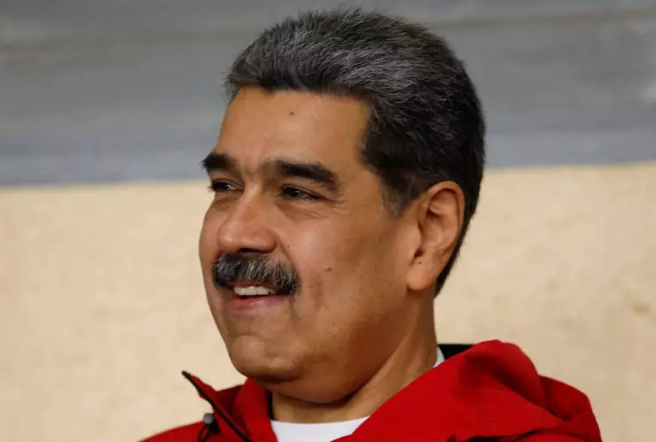 Fanatismo, represión y privilegios: razones que explican por qué millones aún justifican dictaduras en distintas partes del mundo.