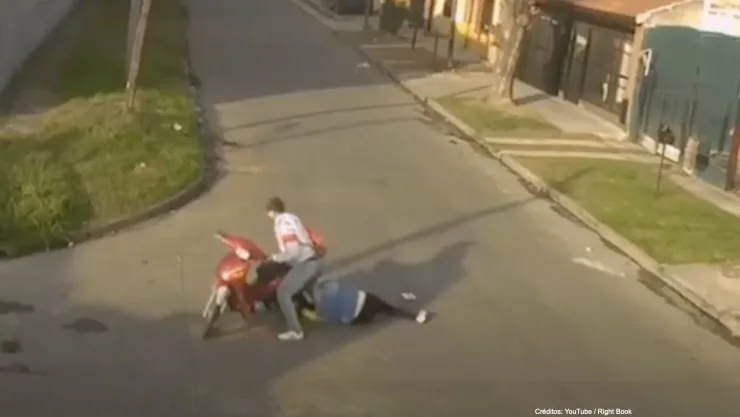 asaltante arrastra mujer.jpg