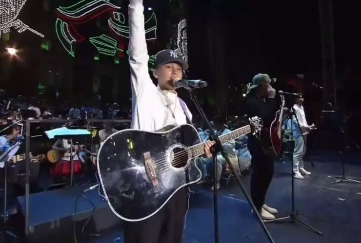 Video de abucheos a Yahritza y su Esencia en el Zócalo en celebración del grito del 15 de septiembre