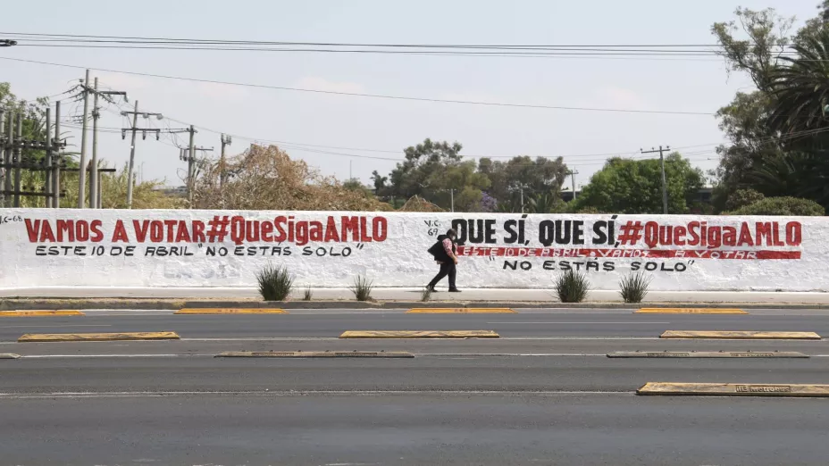 INE propaganda El Universal.jpg