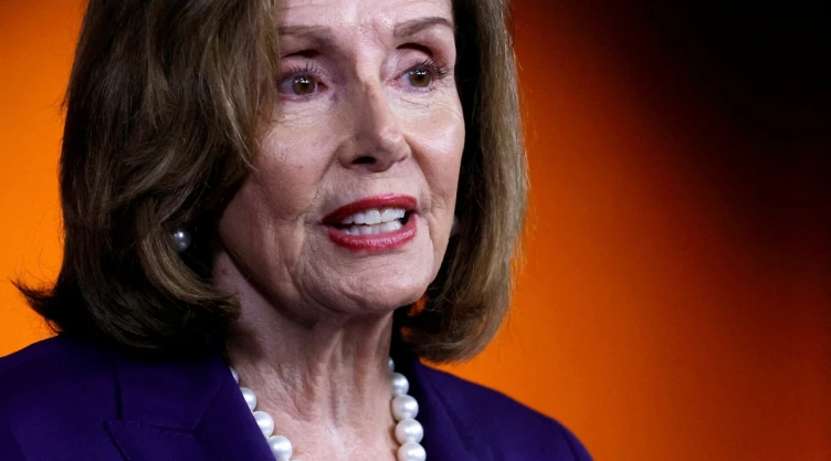 Chian condena visita de Pelosi.