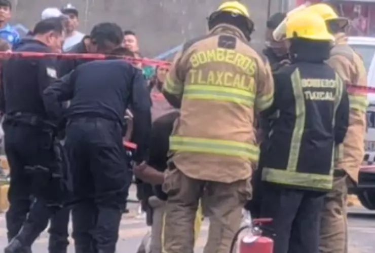 Muere adulto mayor por explosión de pirotecnia en procesión de Contla, Tlaxcala