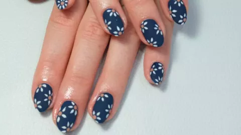 uñas mate cortas para la oficina 2.jpg