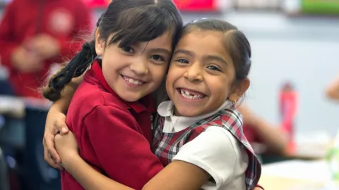 Mi Beca para Empezar: ¿Cuánto dinero dan para uniformes y útiles escolares?