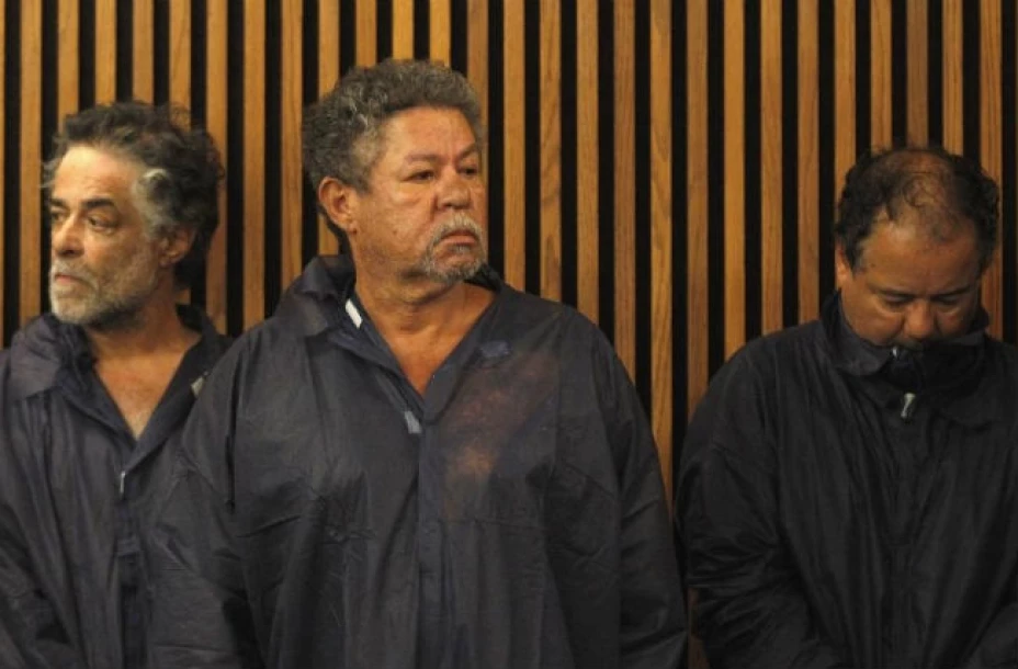 Raptor de 3 mujeres en Cleveland y sus hermanos fueron presentados en Corte de EUA