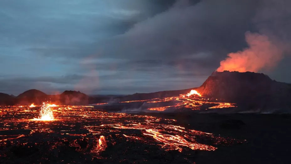 Despertar sísmico: Erupción de volcanes en Islandia darán pie a década de vulcanismo.
