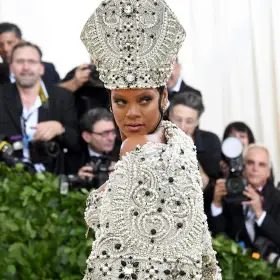 RIhanna en la MET Gala