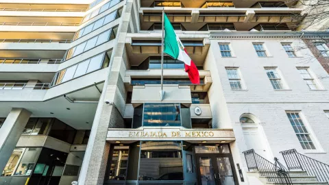 Embajada de Mexico numeros de emergencia