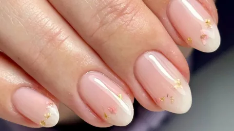 uñas para dama de honor abril 2026